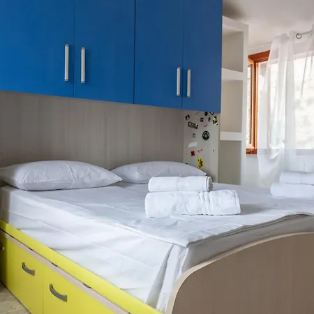 Francesca Apartment *