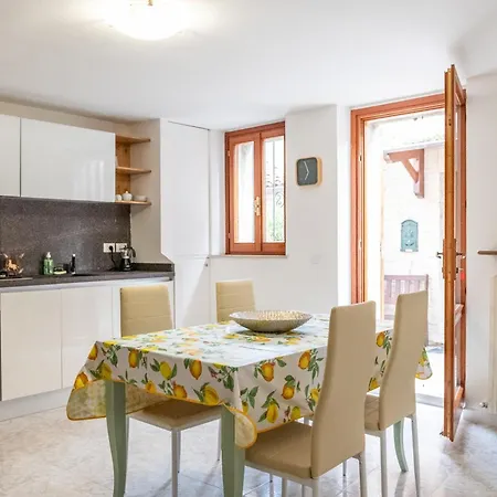 Francesca Apartment